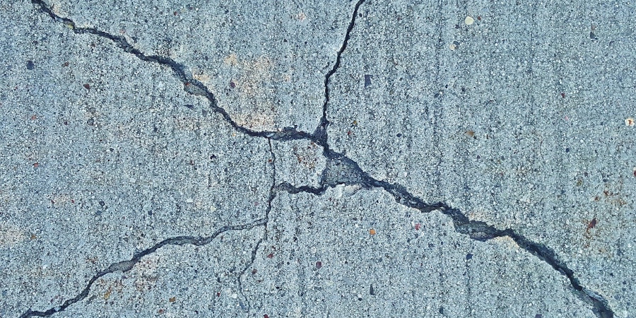 Episode 30 - A Lot Of Cracks In The Armor